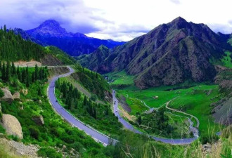 一条风景绝美的自驾路线 在美丽的新疆