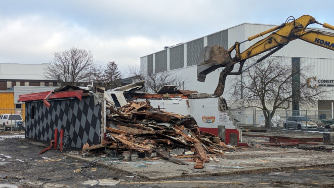 Demolition of the former Sonny's Restaurant in Waterloo on Jan. 29, 2024. (Dan Lauckner/CTV Kitchener)