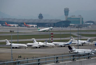 香港惊传机场人员遭飞机辗毙于停机坪