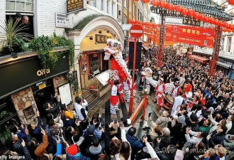 伦敦50万人上街庆中国新年!迎全欧洲最大春节庆典