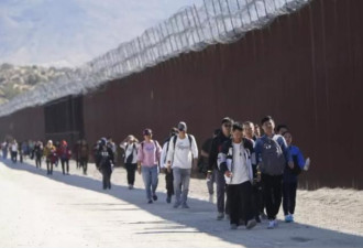 美墨边境现中国移民洪流 一天269人被捕