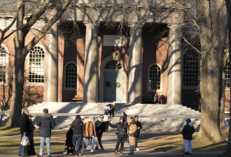 哈佛大学校产基金增至495亿美元 蝉联全美最有钱大学