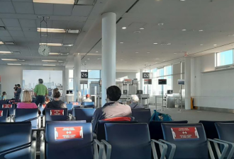 飞多伦多航班中途有人开舱门！还有乘客遭遇噩梦：蛆虫“从天而降”