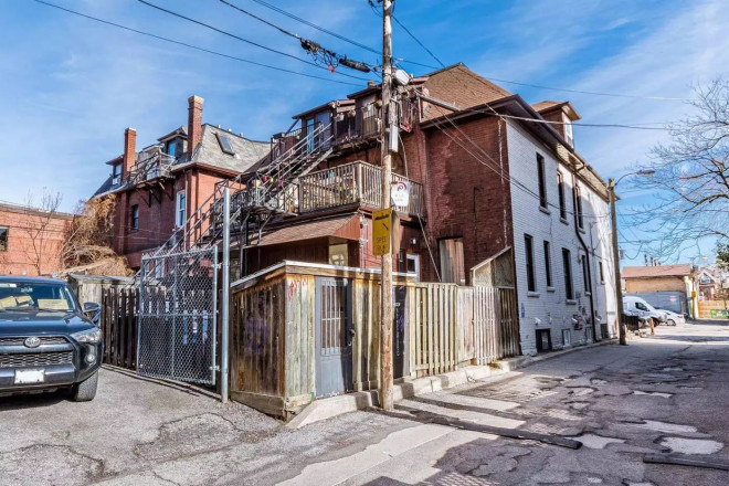 118-120 Pembroke St. Toronto