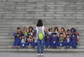 重赏之下仍无勇“妇”，韩国176所小学没招到新生