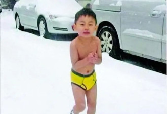 11年前,被父亲强迫在雪地裸跑的3岁小男孩现在...