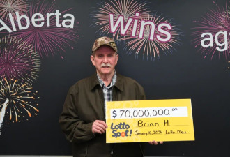 加拿大男子现身领7000万巨奖 要为携手一生的亡妻做这件事