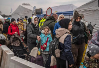 两年了，超32万乌克兰难民离开德国！待不下去了?