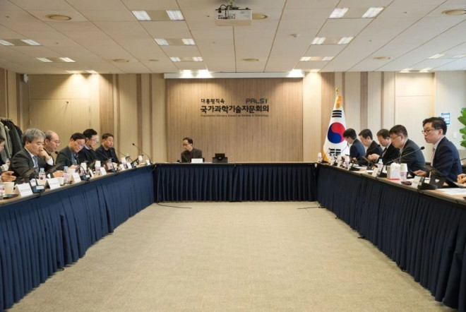韩政府评估:11个国家重点科技领域发展水平“首次被中国赶超”-腾讯新闻
