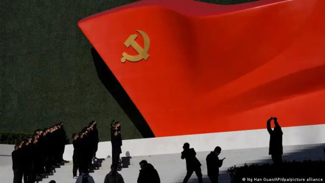 德语媒体：中国经济面临数十年来最大挑战