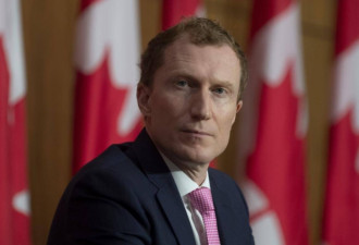 移民部长宣布：加拿大小镇将有权选择接收哪些移民