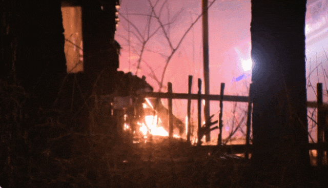列治文山16街华人区大火，三栋豪宅被烧毁！损失1200万