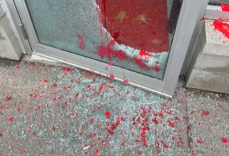 士嘉堡金钟城华人店被砸+泼红漆：刚开业三天！亚裔嫌疑人曝光！