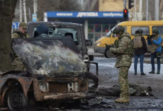 乌军对俄罗斯总统大选投票站发动袭击