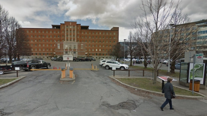 Ste-Croix hospital in Drummondville (Google Streetview)