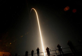 SpaceX与美政府打造大型间谍卫星网络