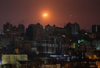 快讯！“俄罗斯空袭乌克兰”，基辅惊传巨大爆炸