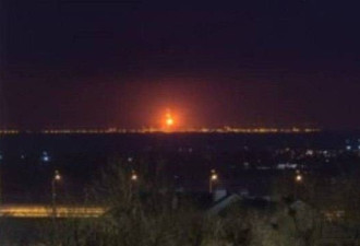 乌攻俄电厂炼油厂 俄反击轰炸基辅 波兰高度警戒