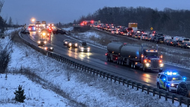 Highway 404 Aurora