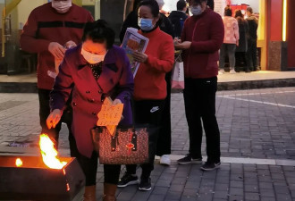 大温华人网友提问：清明节邻居在自家院子里烧纸钱可以吗？