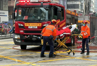 香港5死40伤夺命火灾背后：近万栋高龄楼＋㓥房成隐形＂火药桶＂