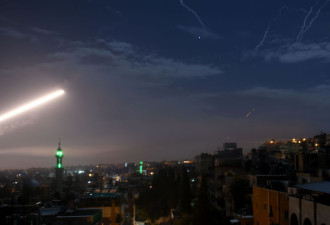 华人亲历伊朗空袭以色列 周围全是急促警报声...