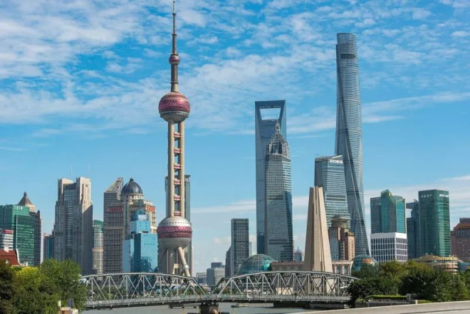 中国金融界大降薪专家：房地产业毁灭前兆| 文学城