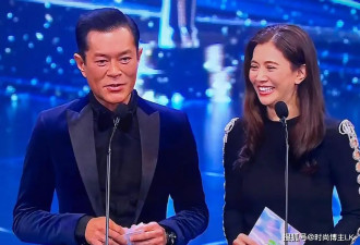 35岁杨颖上台颁奖,港媒"有意"关掉美颜baby翻车了
