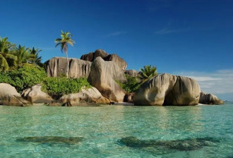 世界一流的天然海滨浴场 闻名于世的度假胜地