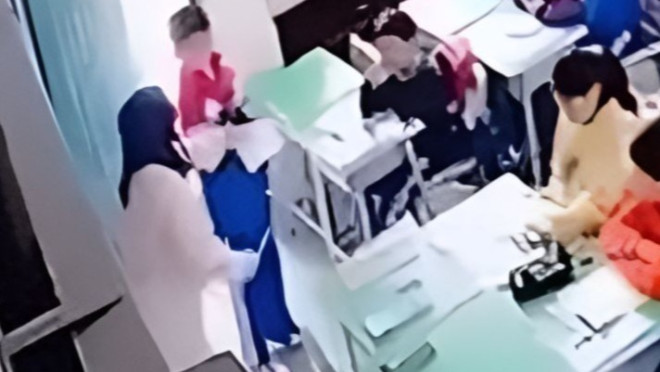 小学生遭体罚后跳楼身亡,官方通报_凤凰网资讯_凤凰网