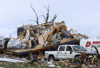 美国5州遭106起龙卷风狂袭 天气将持续恶化