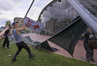 挺巴示威蔓延全球：MIT示威者夺回营地 荷警逮120人