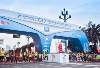 马拉松冠军因一瓶水被取消资格，华人成最新赢家