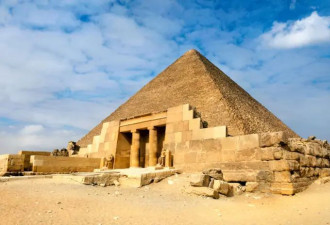 埃及考古新发现！金字塔旁地底下藏“神秘入口”