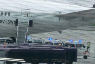 新加坡航空客机1死多伤！约5分钟急降6千英呎，死者身分曝光