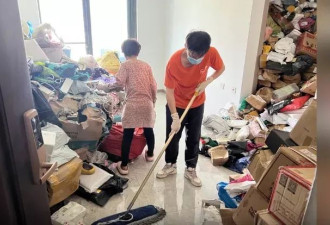上海退休阿姨一年网购超百万 只买不拆