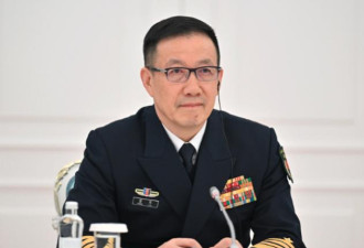 中国国防部宣布：董军上任后将首次与美防长会面