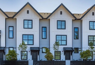 多伦多批准新的分区改革 允许建更多小型公寓和镇屋