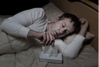 睡觉出现4种异常 可能是癌症发出信号
