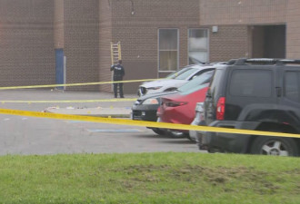 多伦多高中枪击一死四伤学校关闭