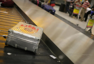 这样的行李会让你错过航班 机场搬运员揭秘