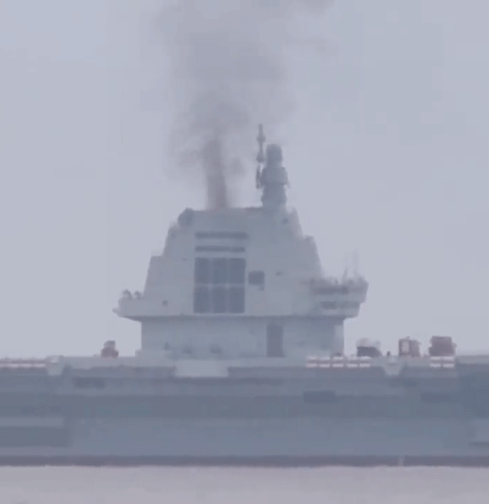 中国海军“福建舰”试航 海上大倒车 网络炸锅