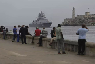 俄罗斯核潜艇突然抵达古巴！离美最近仅90英里
