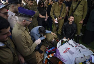 以色列8名士兵在加沙丧生,停火呼声高涨