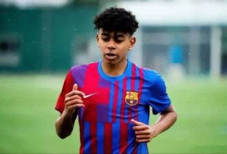 16岁亚马尔刷新欧洲杯纪录:带家庭作业参加比赛