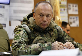乌媒：若前线局势依旧吃紧 乌军总司令可能被解职