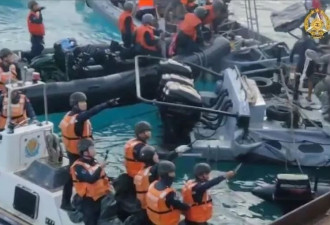 视频曝光：中国海警挥大斧打菲军！菲1人失去拇指