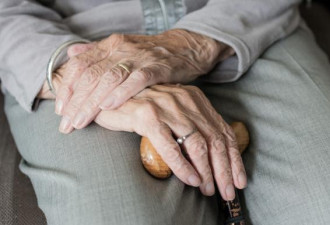 Alhambra 81岁亚裔老妇被骗72万美元
