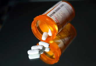 拜登宣布降低64种处方药价格 这一群体直接获益