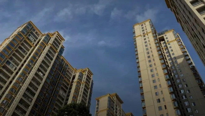 上海“救市”30天:优质学区房被抢光,中介直呼成交量“有些夸张了”-腾讯新闻